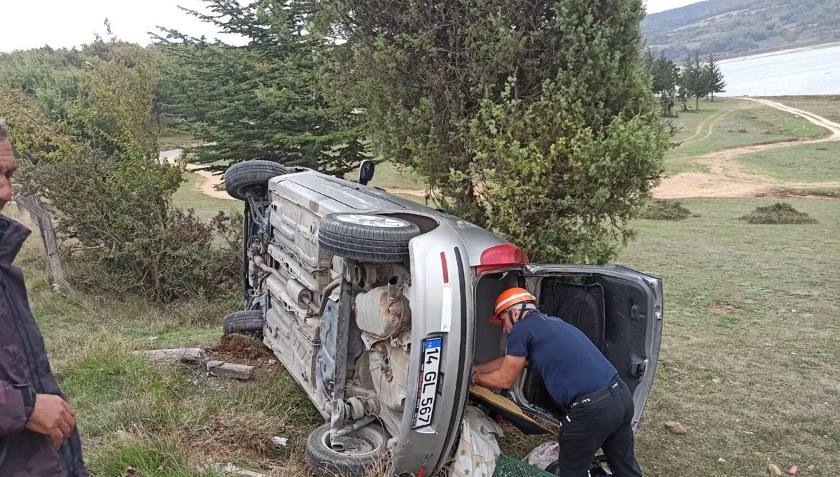 Gölköy'de kontrolden çıkan otomobil devrildi: 2 yaralı