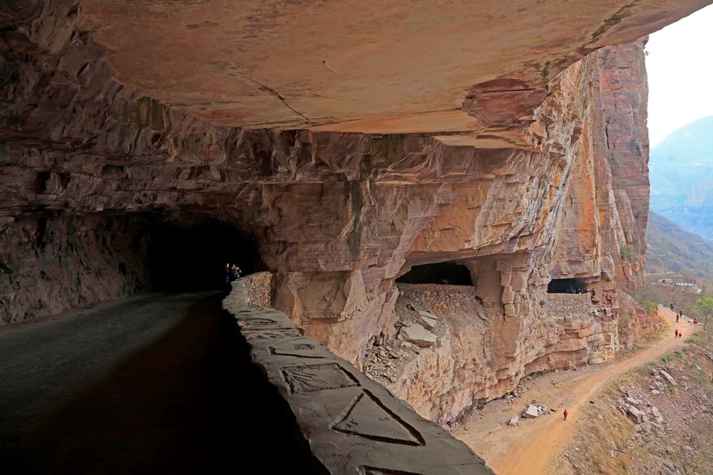 Dünyanın en tehlikeli yerleri: Yer çekimine meydan okuyorlar - 9