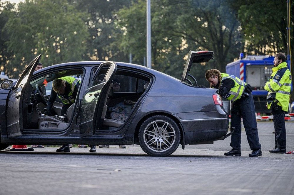 Schengen'de derin çatlak: Almanya bugün kara denetimlerine başlıyor - 4