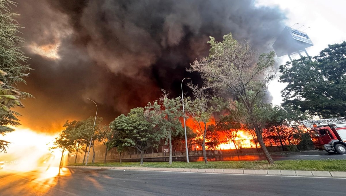 Kayseri'de keçe fabrikasında yangın