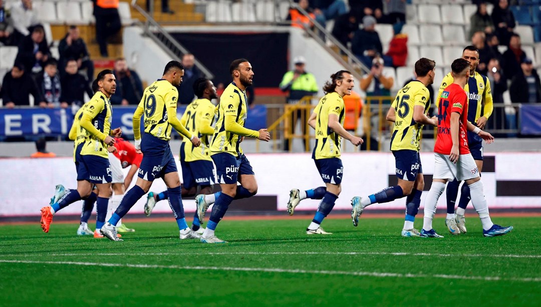 Fenerbahçe'nin millli yıldızından ayrılık talebi (11 Haziran 2025 transfer haberleri)