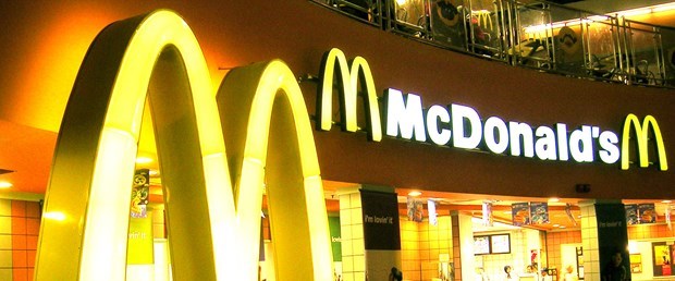 12- MC DONALDS