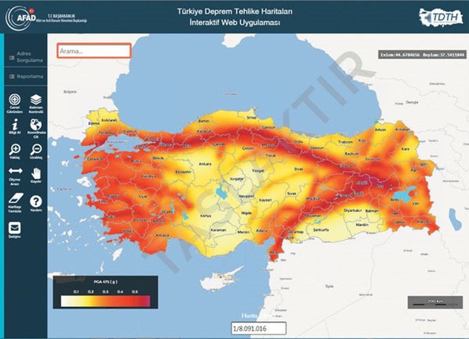 Türkiye'nin deprem riski yüksek bölgeleri haritada koyu kırmızı.