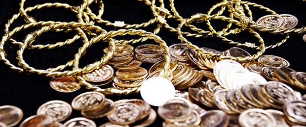 Altın 4,5 yılın en düşüğünde