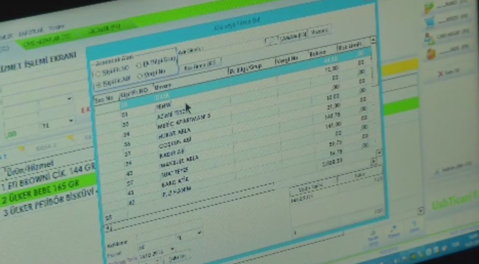 Ürünün barkodu sisteme okutulacak ve müşterinin ürün listesi böyle oluşturulacak