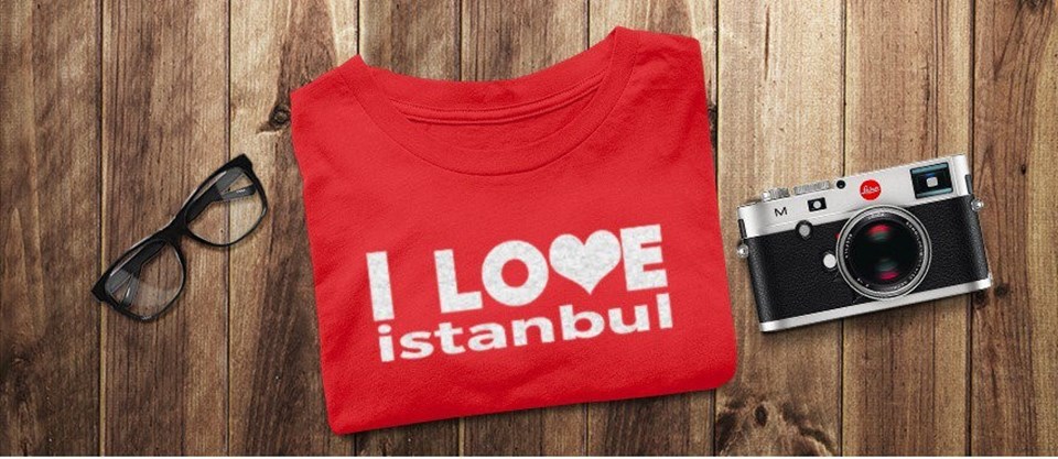 Doğuş Holding, prestijli fotoğraf markası Leica'nın İstanbul'a gelişini bu görselle duyurdu...