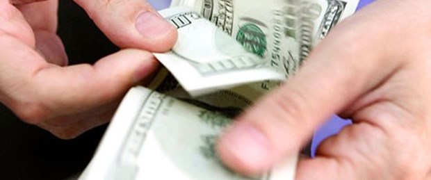 Dolarda yeni rekor