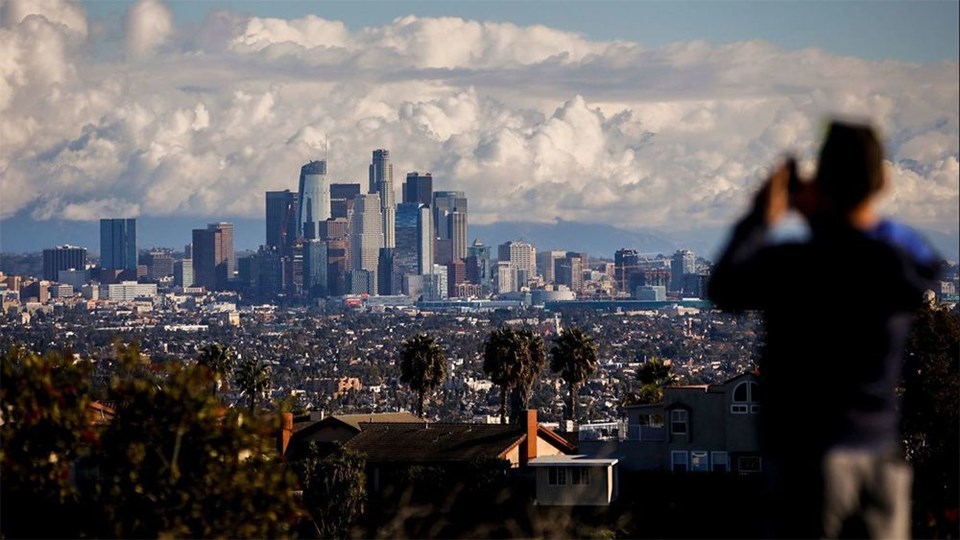 7- Los Angeles