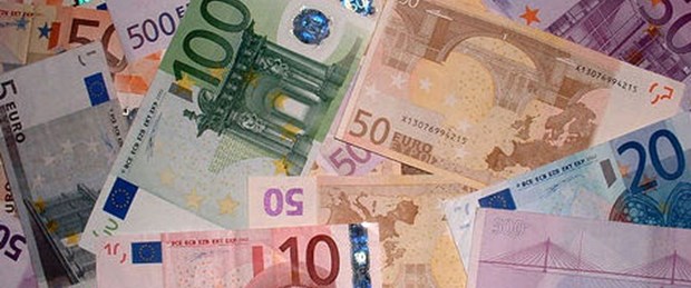 ECB'den bankalara kredi operasyonu