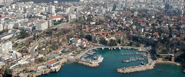 Emlak fiyatları en çok Antalya'da arttı