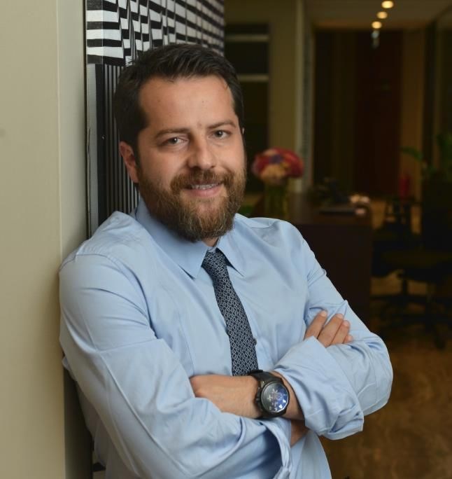 EN GENÇ ERKEK MİLYARDER ERDEN TİMUR (36)