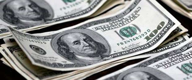 Hazine 1,5 milyar dolar borçlandı