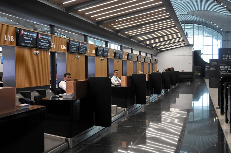 İstanbul Havalimanı yolculara kapılarını açtı İstanbul Havalimanı yolculara kapılarını açtı