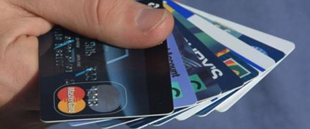 Kredi kartıyla 6 ayda 98 milyar lira harcadık