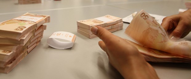 Kriz vergi ödemelerini de vurdu