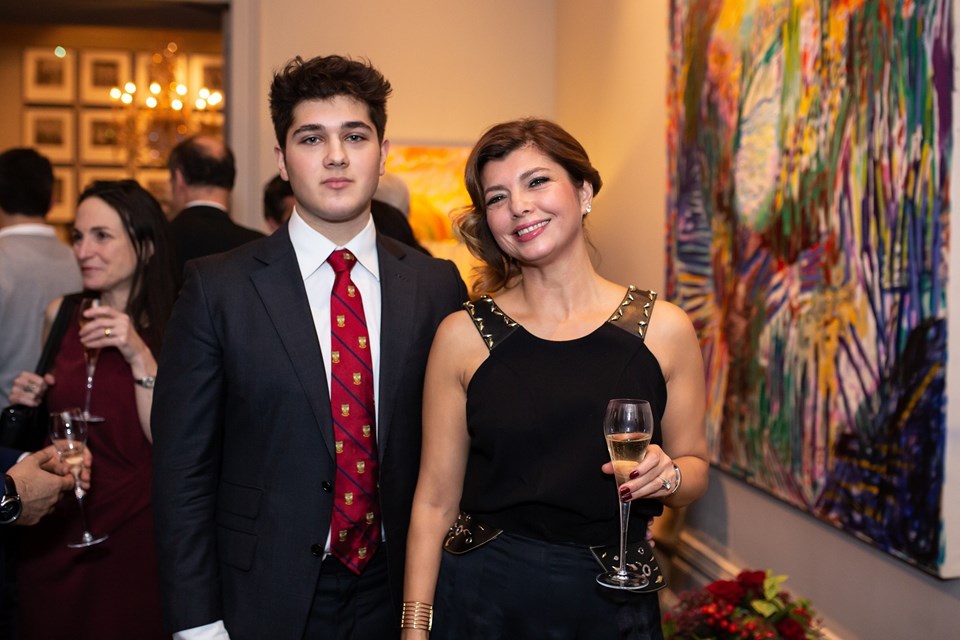Ayşegül Peker ve oğlu Ahmet Peker