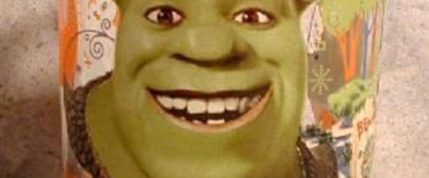 McDonald's 'zehirli' Shrek'leri geri çağırdı