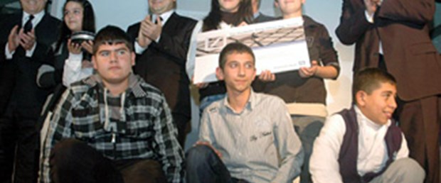 Ödül onlara gitti