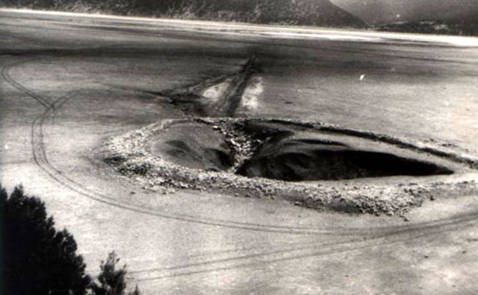GÖL 1967'DE BÖYLE KURUTULDU