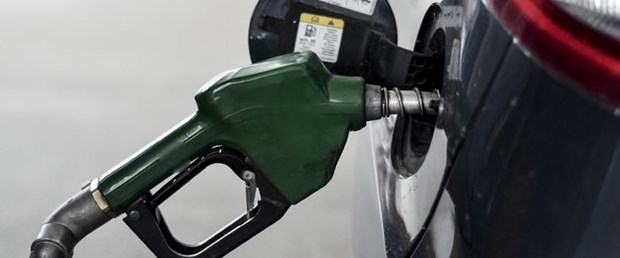 Petrol fiyatları yüzde 3'e yakın yükseldi