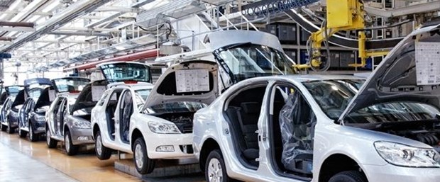 iran peugeot.jpg