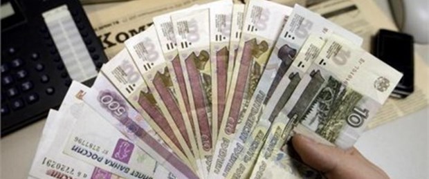 Rusya'dan ruble devrimi