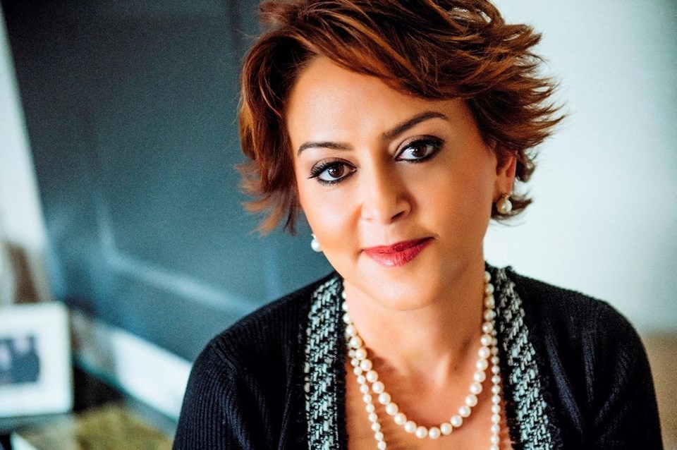 Emine Kamışlı (50), yaklaşık 210 milyon TL'lik hisse satışı gerçekleştirdi.