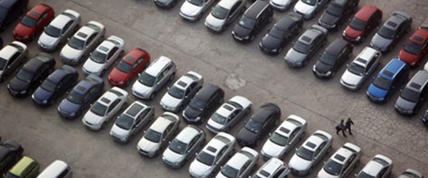 Türkiye'de 10 otomobilden 7'si ithal