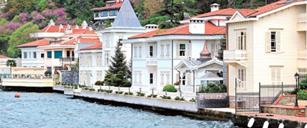 Vekiller yalı avında
