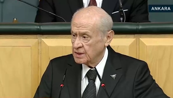 Bahçeli'den cemevi çağrısı