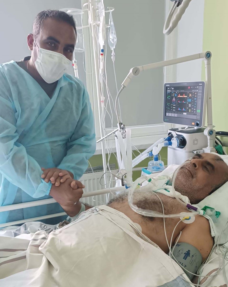 Türk TIR şoförü yardım bekliyor: 40 gündür yoğun bakımda - 1