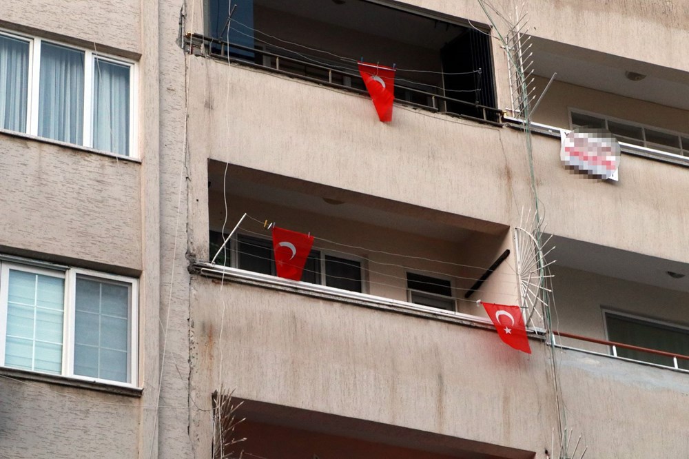 İskenderun'da patlamanın yaşandığı caddede teröre ‘Türk bayraklı’ tepki - 7