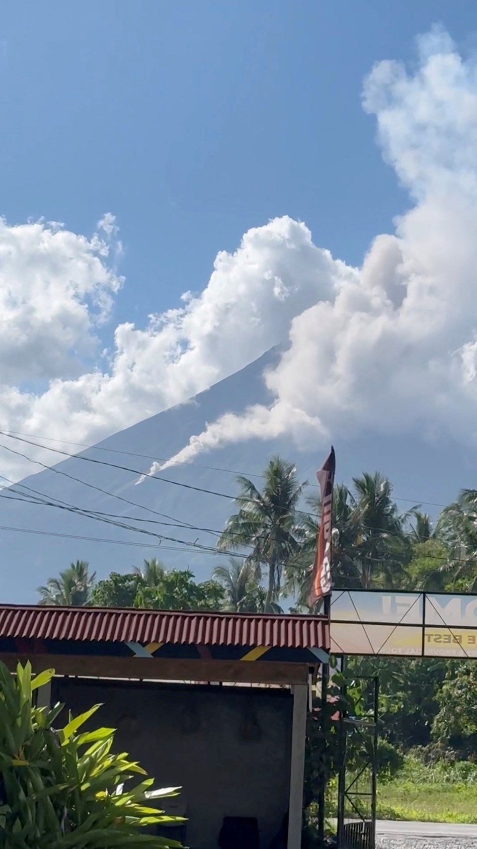 Filipinler'de yanardağ alarmı: Tahliyeler başladı - 2