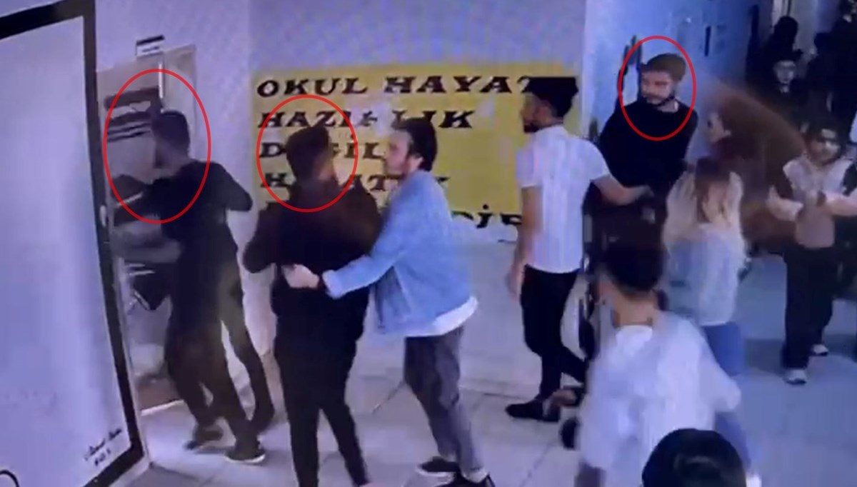 Öğretmene sınıfta dayak iddiası Öğretmene sınıfta dayak iddiası
