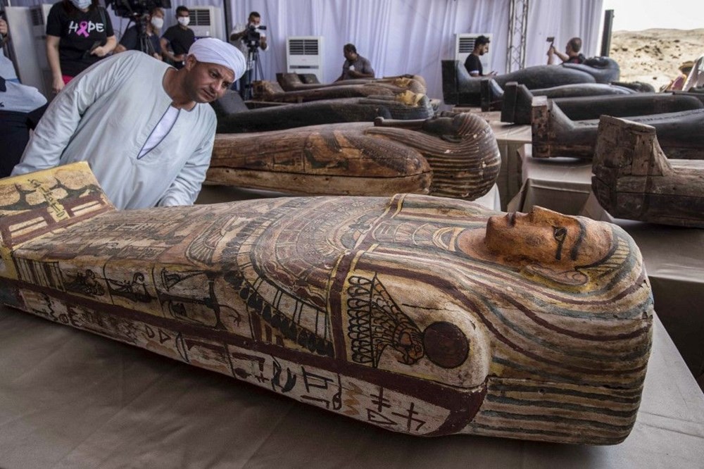 Mısır'da keşfedilen 2 bin 500 yıllık 59 tabut tek tek tanıtıldı - 5