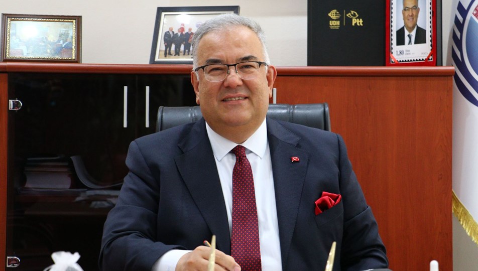 Aşı gönüllüsü profesör: Covid-19 geçirmedim, aşı beni koruyor