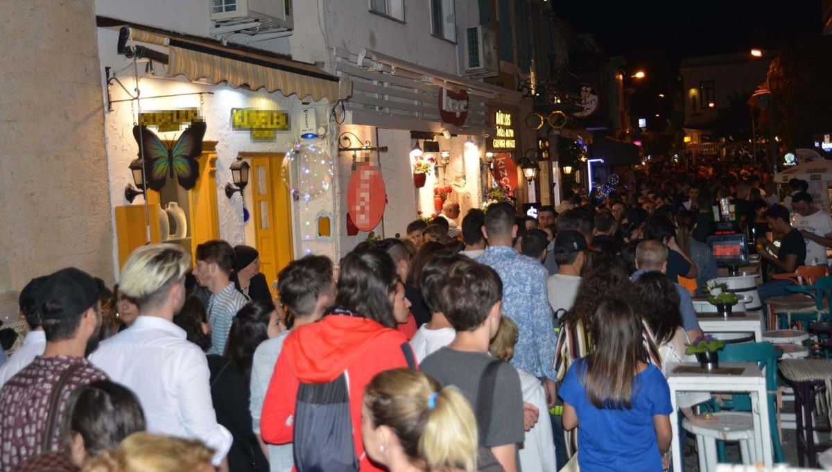 Yılbaşına sayılı günler kala Çeşme otellerinde yoğunluk