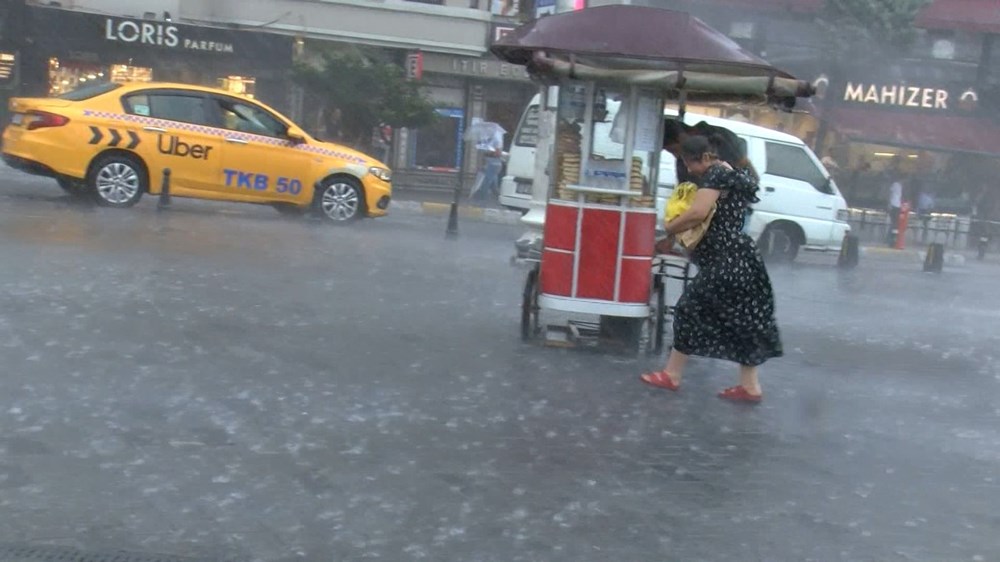 İstanbul'da sağanak etkili oluyor - 8