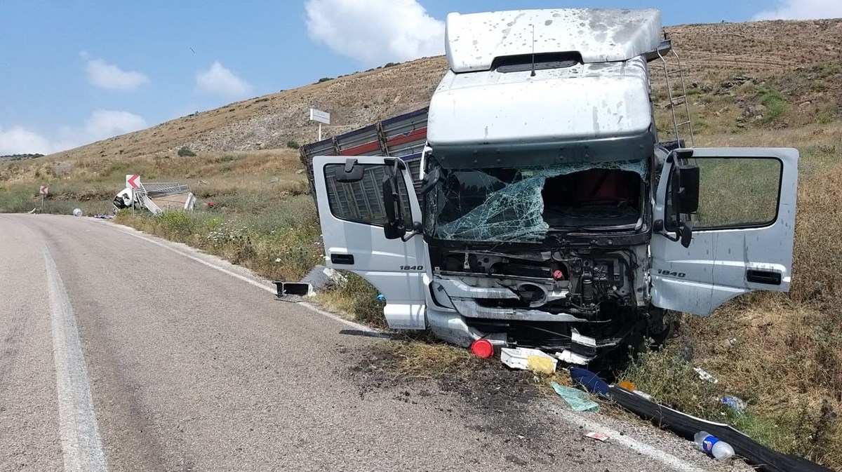 Adana'da feci kaza: 3 ölü, 2 yaralı