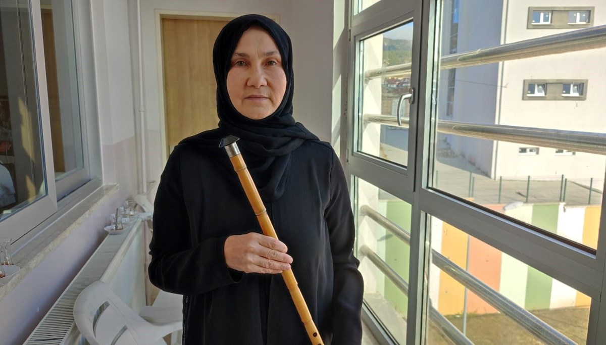 Denizli’nin ilk kadın neyzeni: 25 yılını adadı Denizli’nin ilk kadın neyzeni: 25 yılını adadı