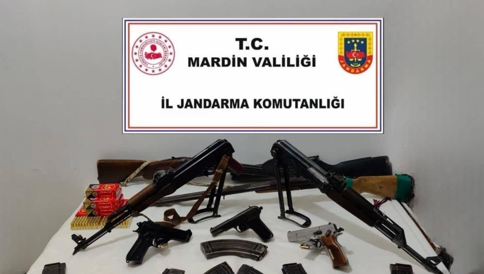 Silah kaçakçılarına operasyon