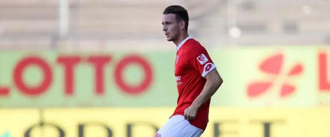 Alman futbolcuya silahlı saldırı! | NTV