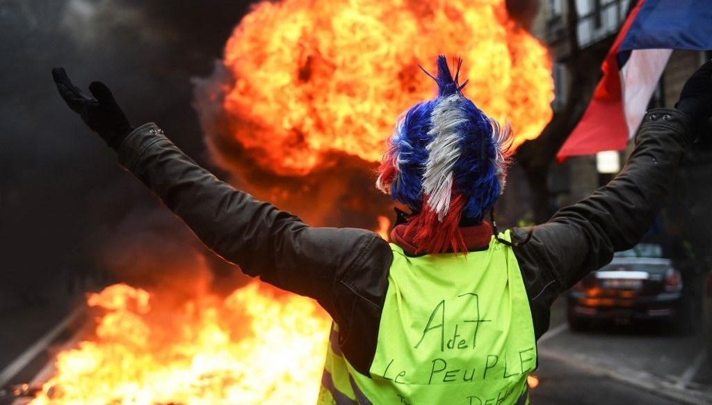 Fransa yellowvest.jpg