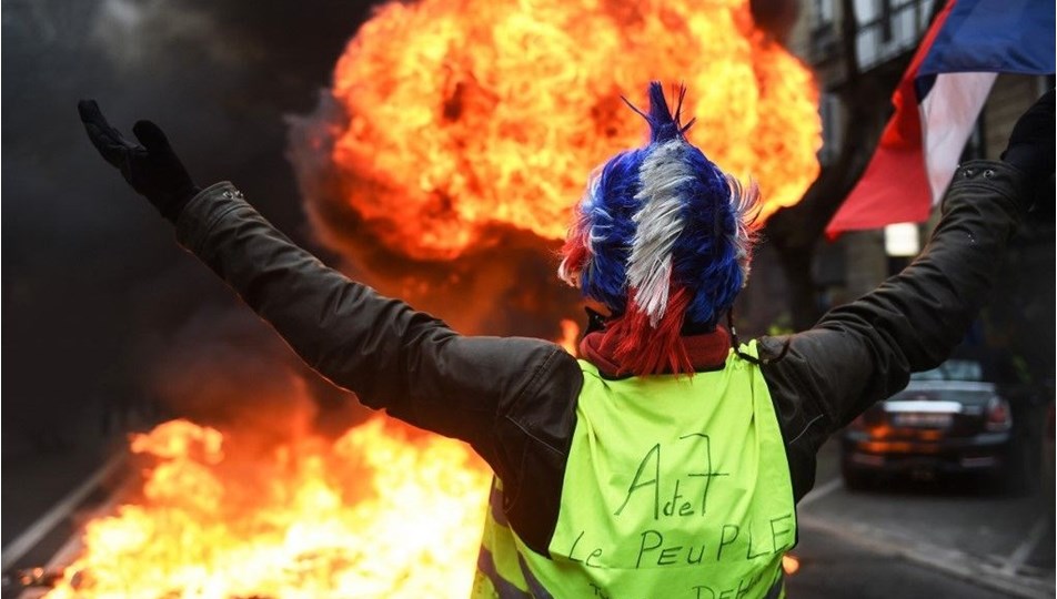 Fransa yellowvest.jpg