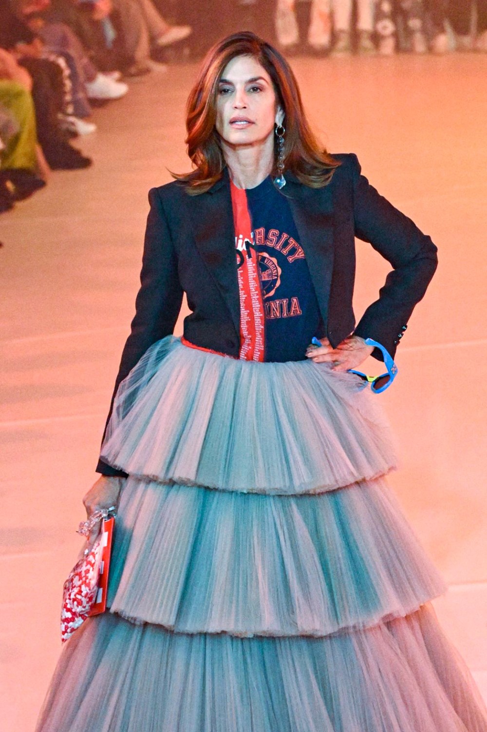 Genç yaşta kansere yenik düşen dahi tasarımcı Virgil Abloh anısına defilede yıldızlar geçidi - 7