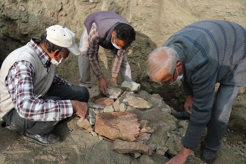 Su kuyusuna şişede not bırakma geleneğini bir asırdır yaşatıyorlar - 6