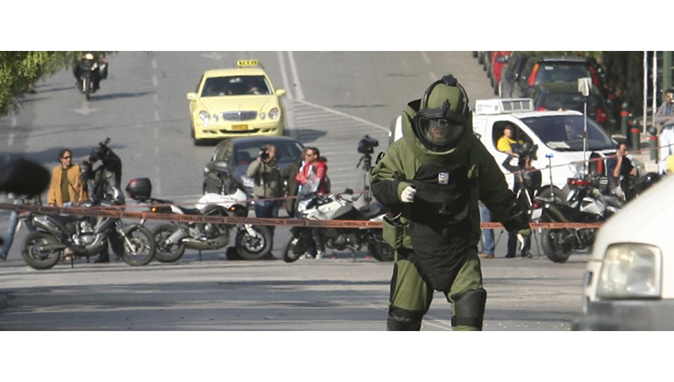 Yunanistan'da bomba paniği