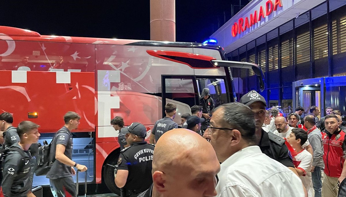 A Milli takım İspanya maçı için Konya'da