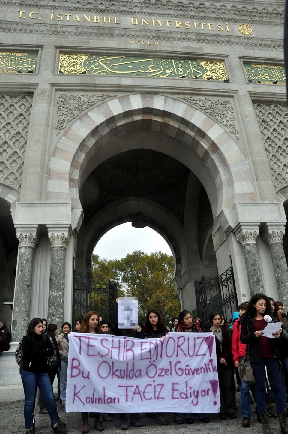 İstanbul Üniversitesi’nde “taciz” protestosu - 1