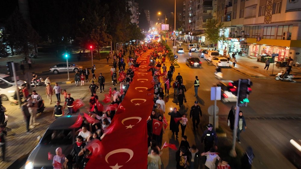 Cumhuriyet'in 100. yılı fener alayı yürüyüşleriyle kutlandı - 36